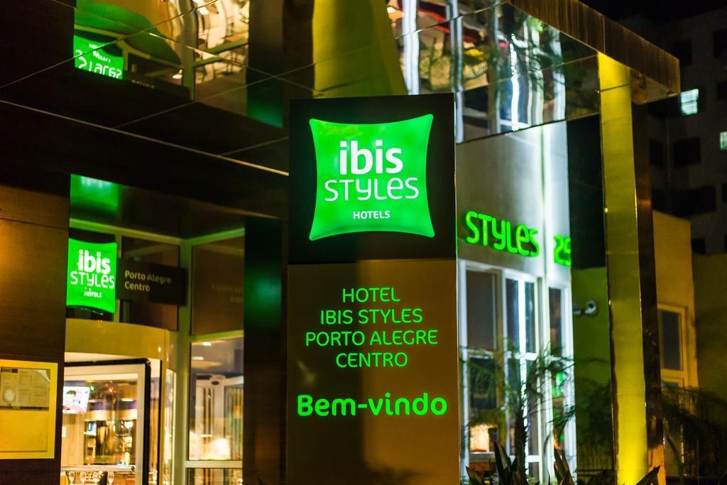 Готель Ibis Styles Porto Alegre Centro Екстер'єр фото